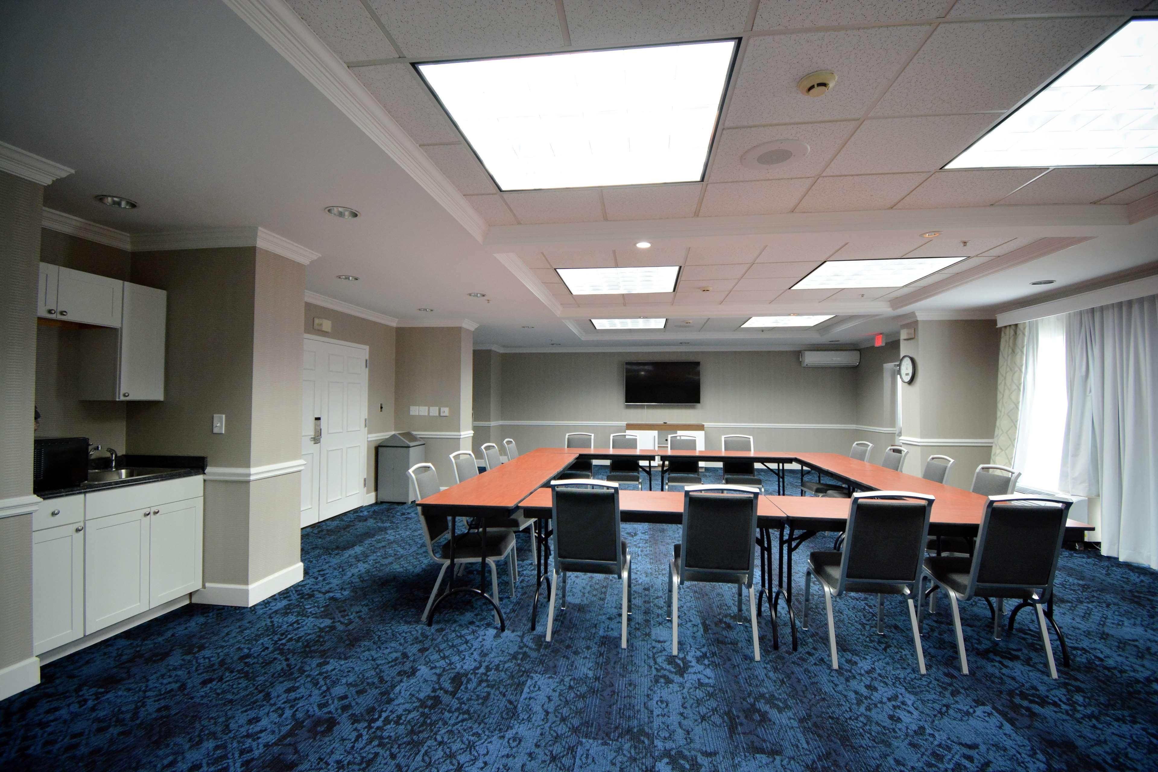 Hampton Inn Salem East - Electric Road Exteriör bild