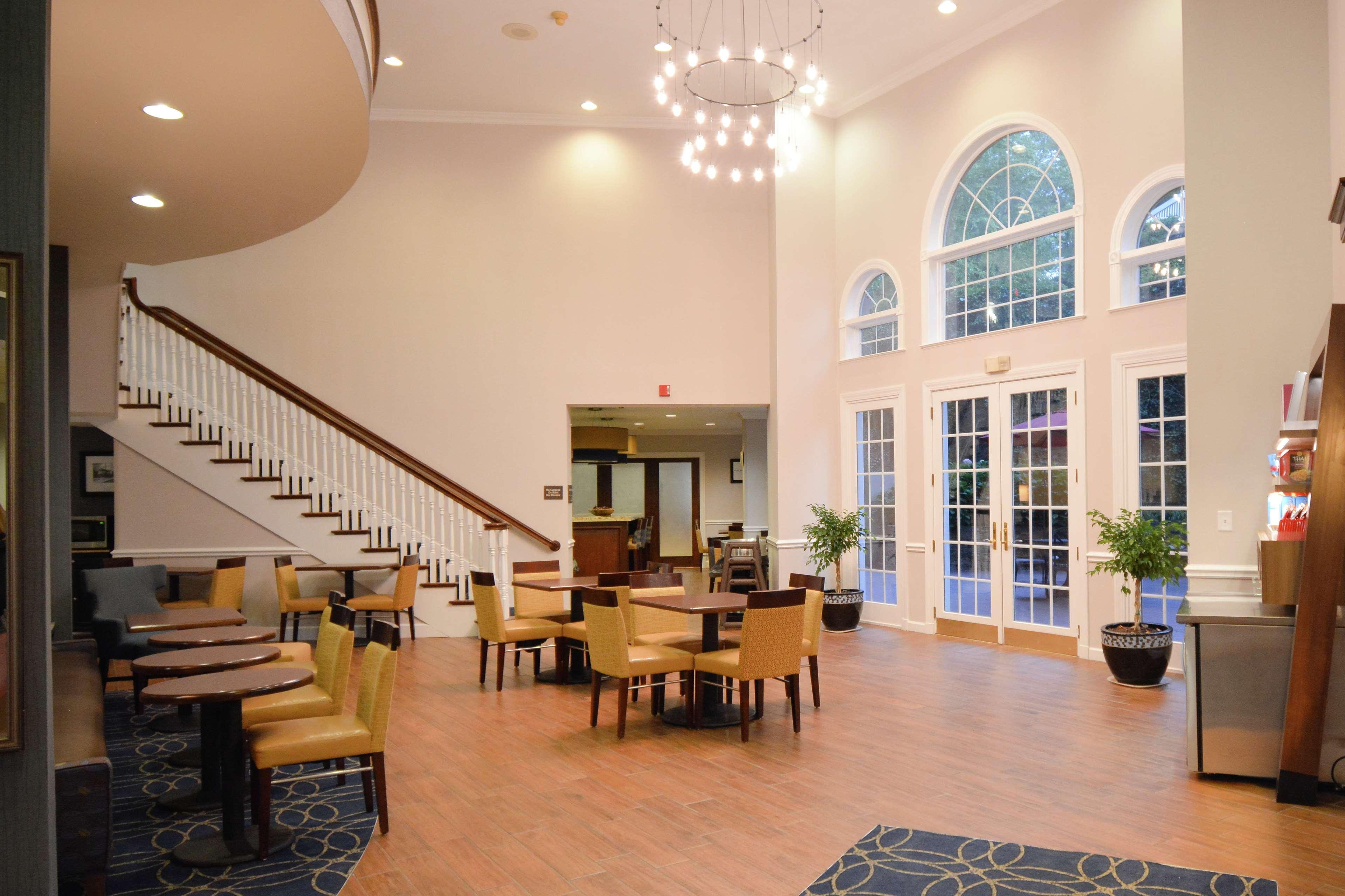 Hampton Inn Salem East - Electric Road Exteriör bild