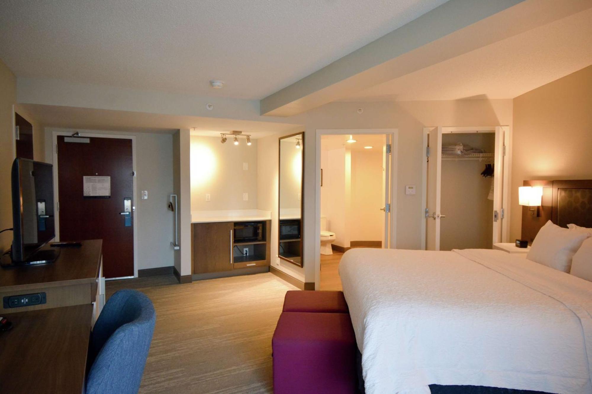 Hampton Inn Salem East - Electric Road Exteriör bild