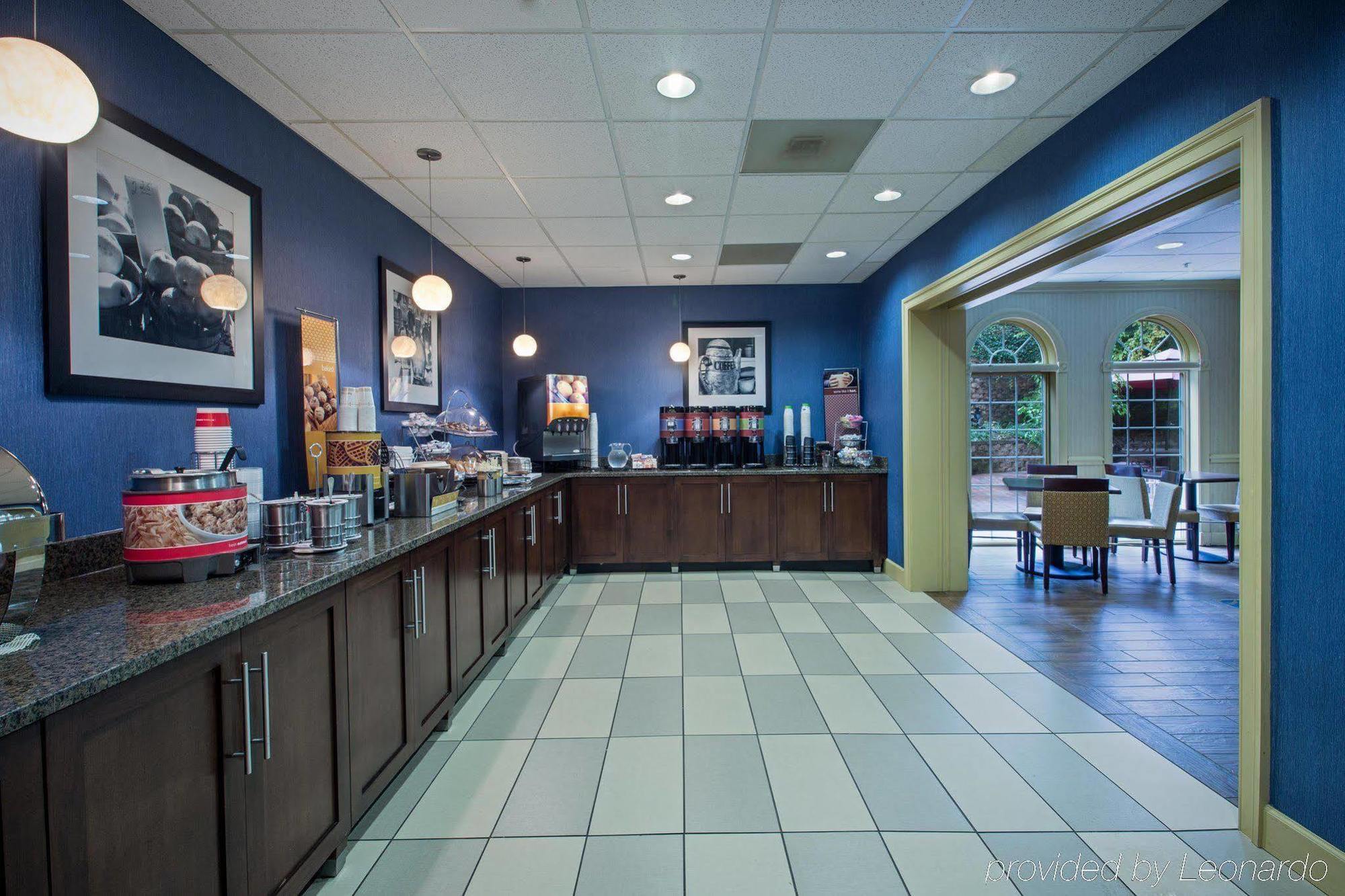 Hampton Inn Salem East - Electric Road Exteriör bild